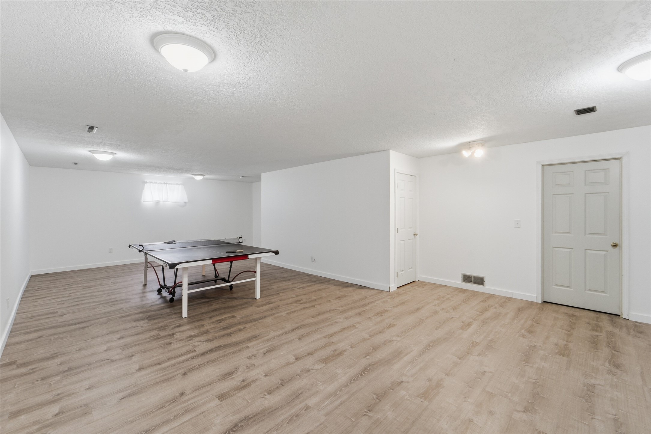 201 Oakridge Drive