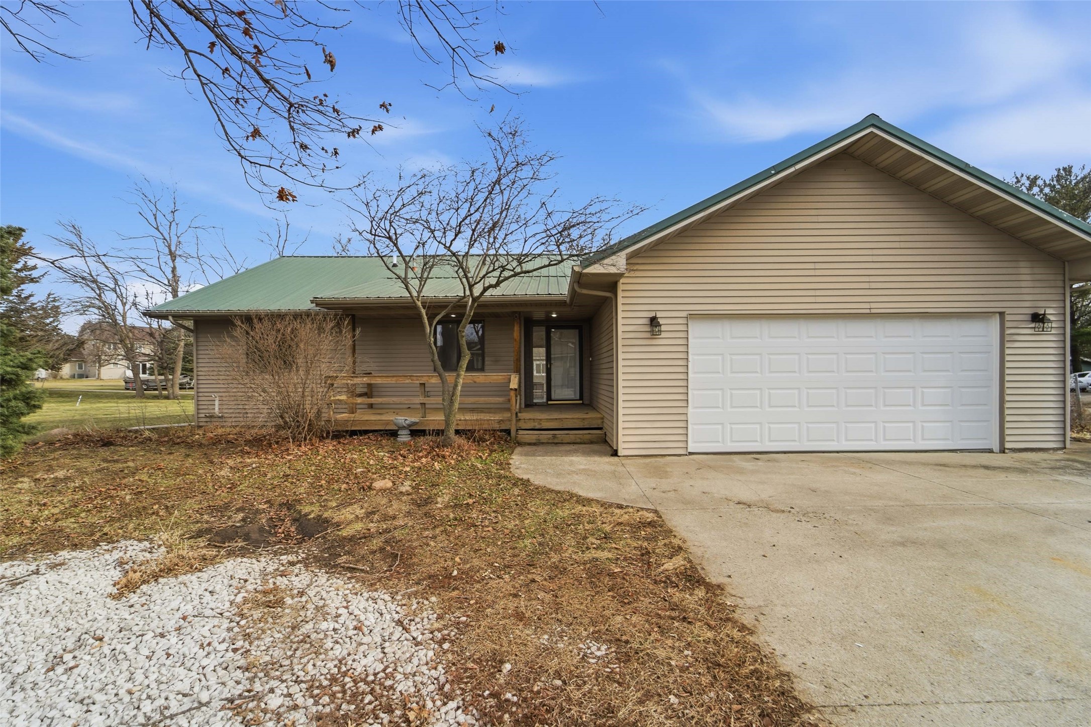 201 Oakridge Drive