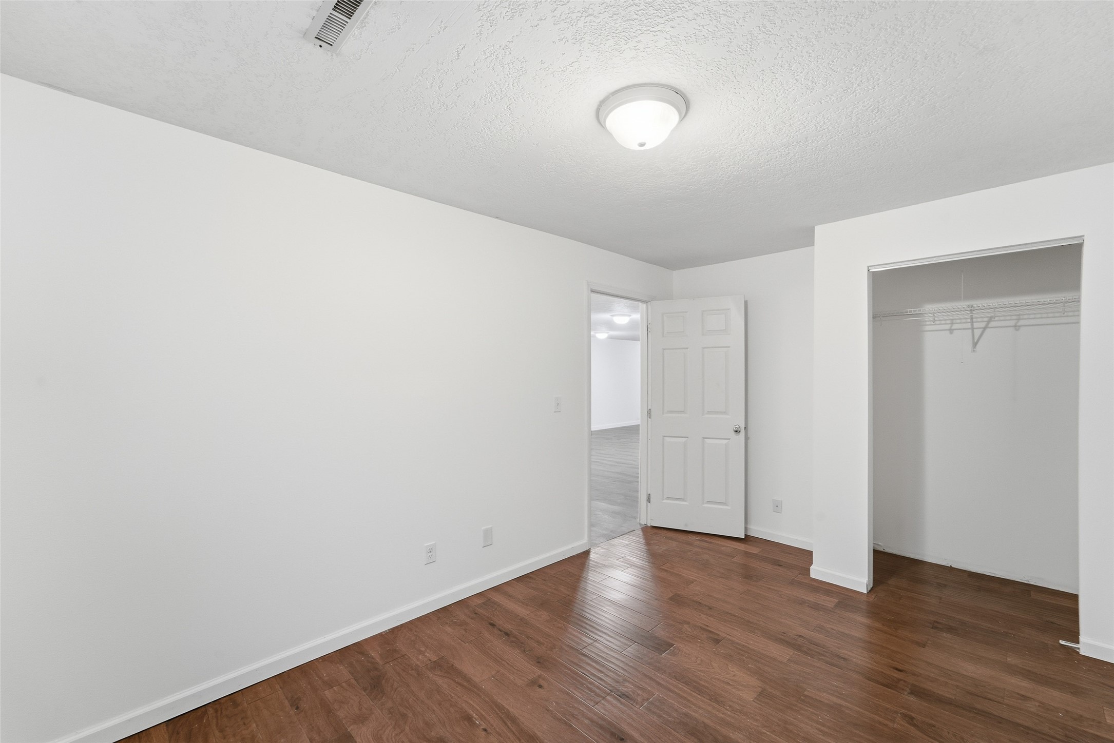 201 Oakridge Drive
