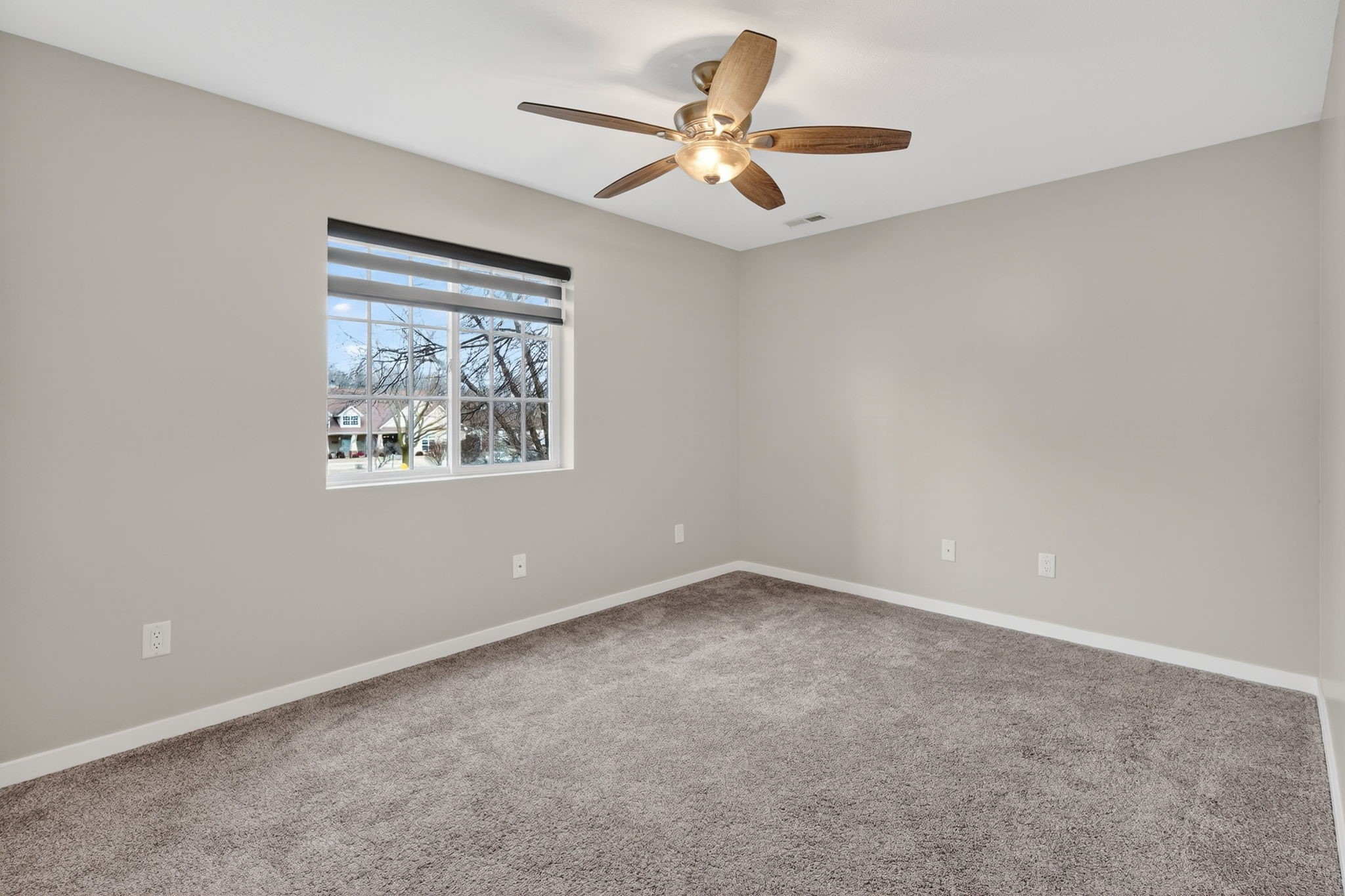 5916 Sutton Place 3