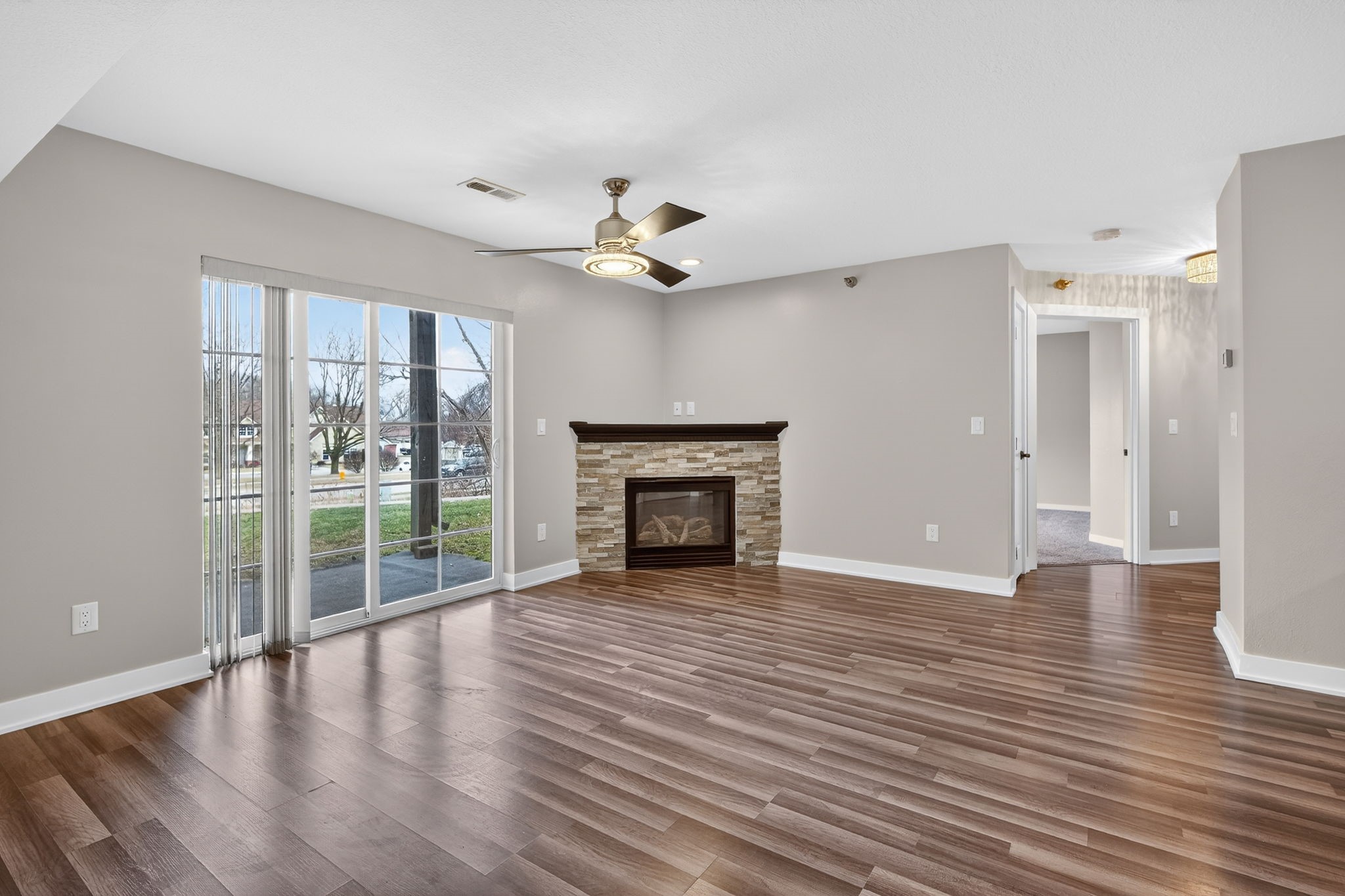 5916 Sutton Place 3