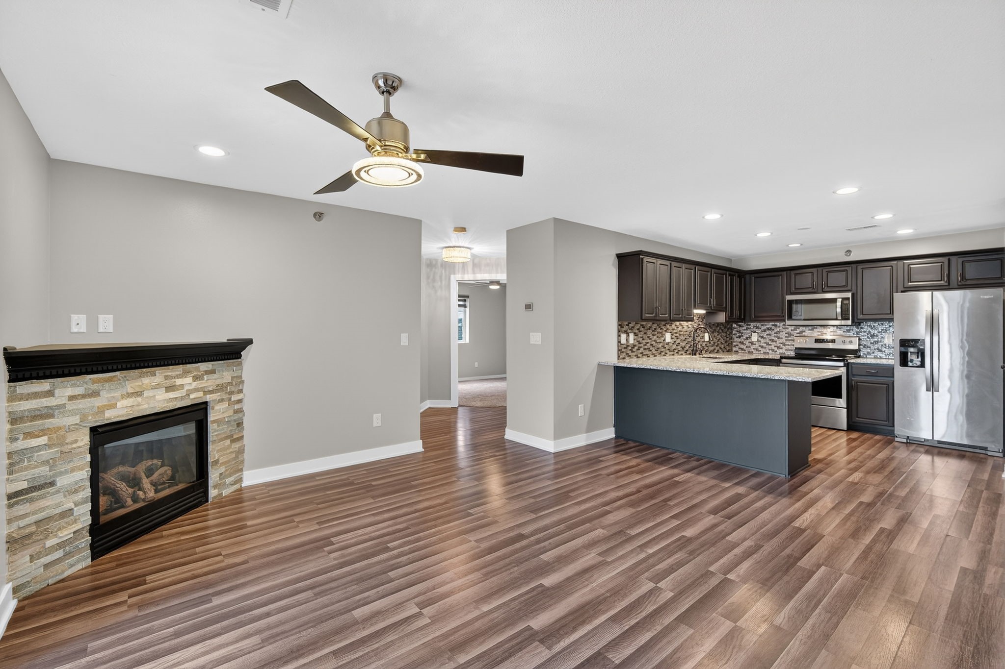 5916 Sutton Place 3