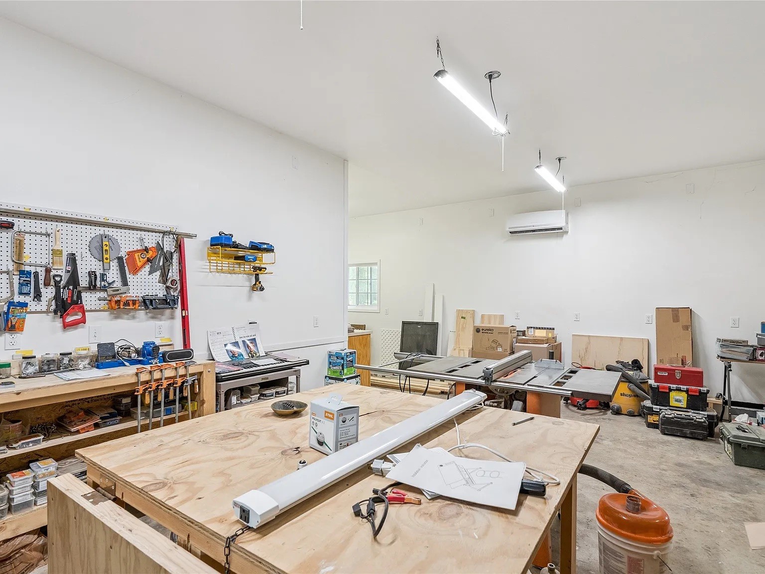 13537 Tripoli Street