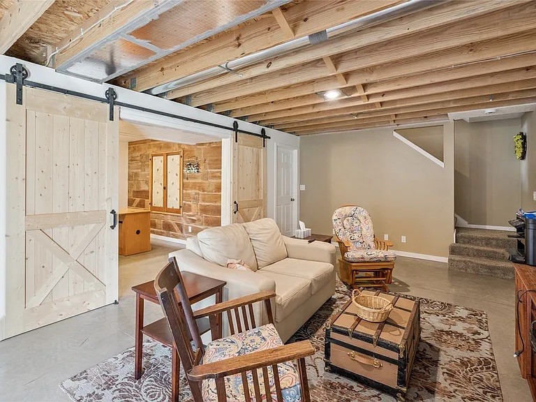 13537 Tripoli Street