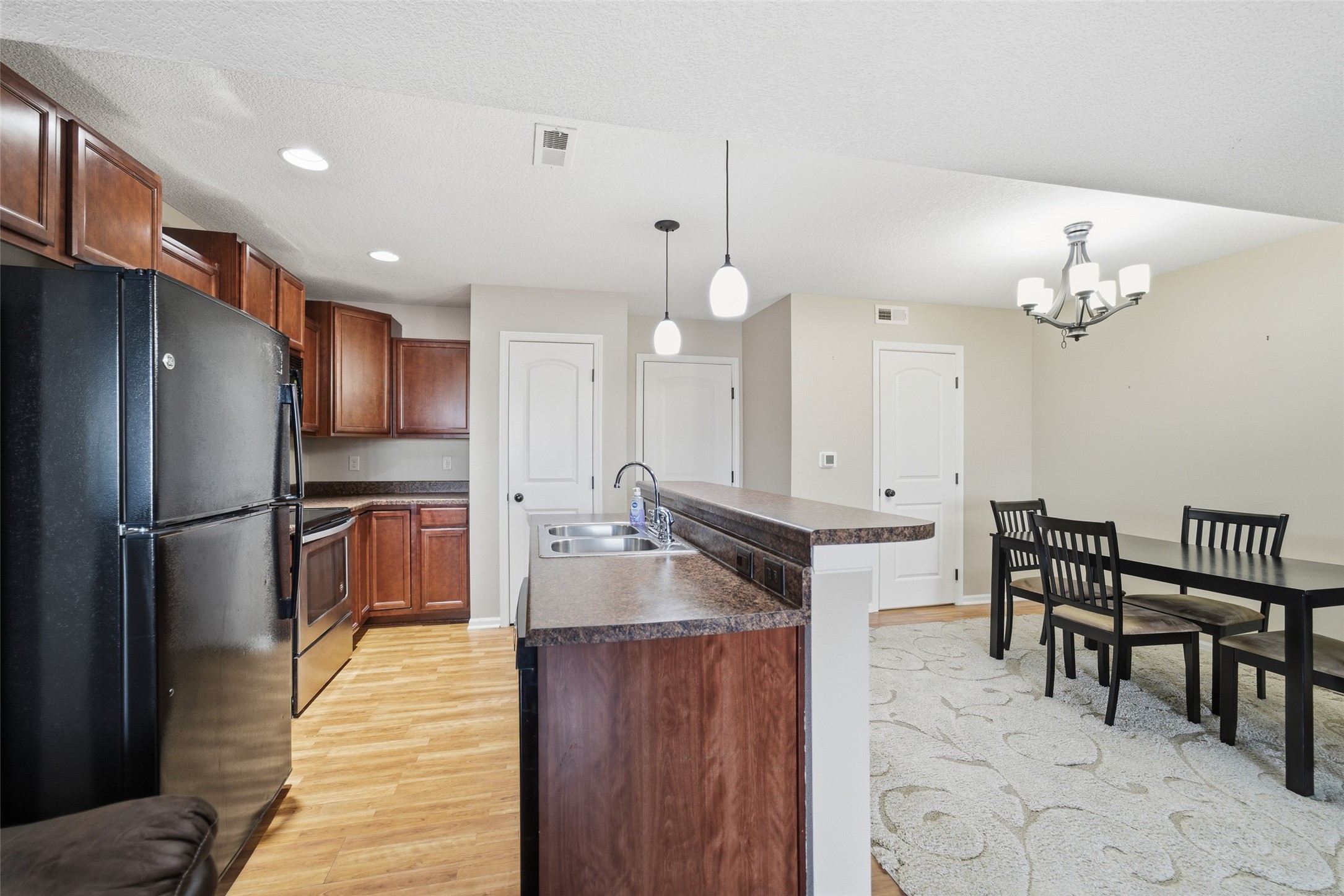1401 N 6th Street 3