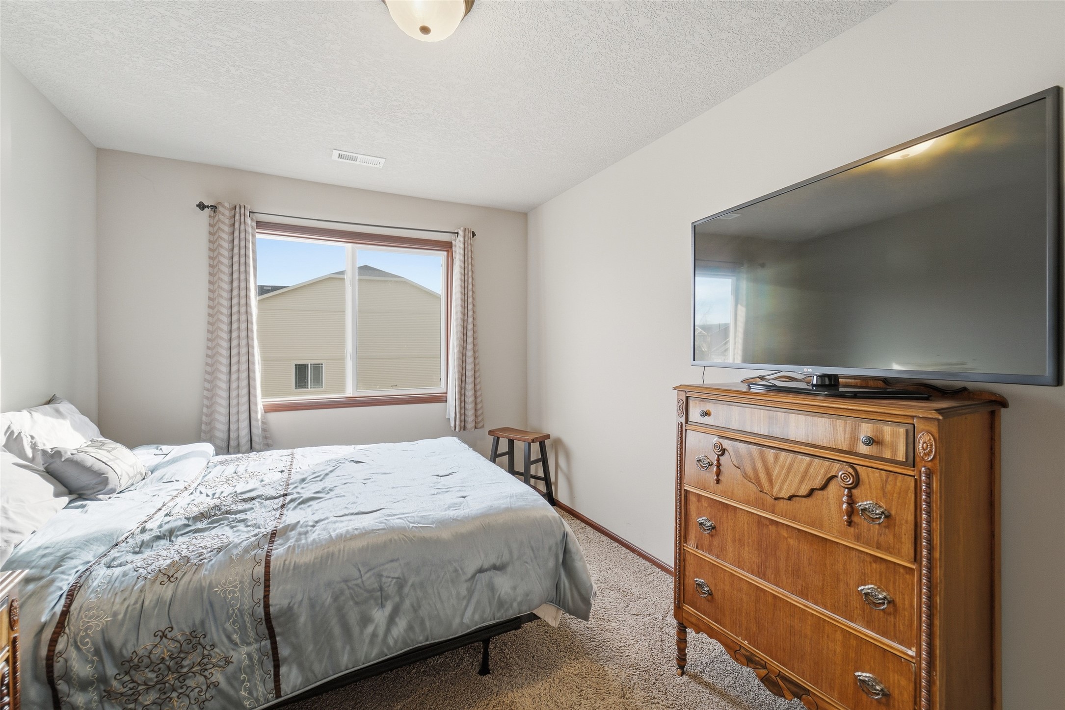 1401 N 6th Street 3