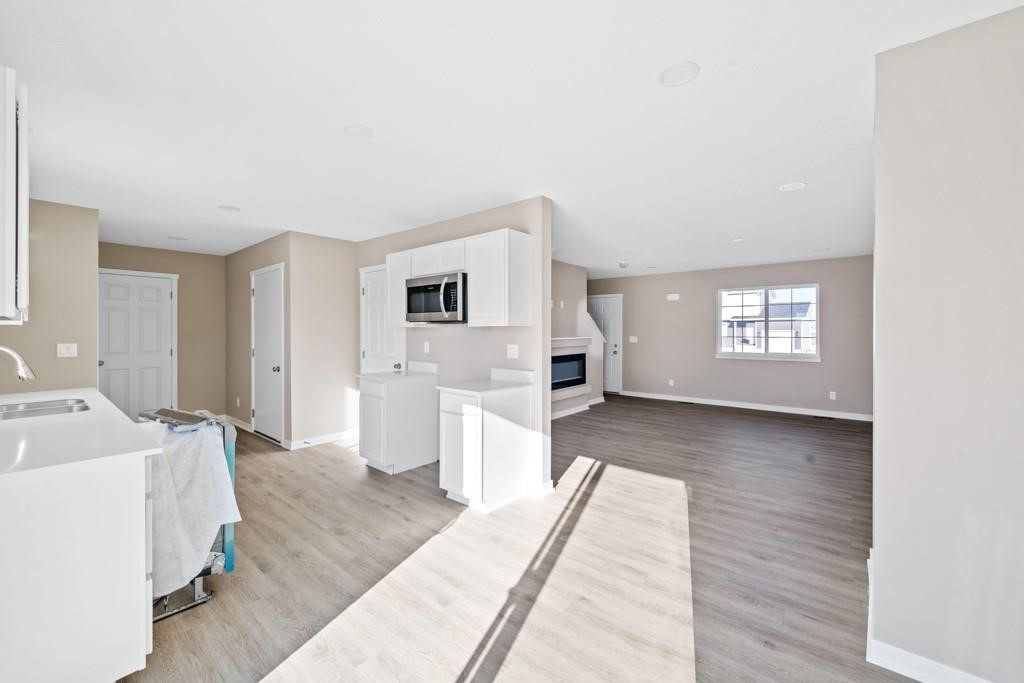 102 E Sycamore Street