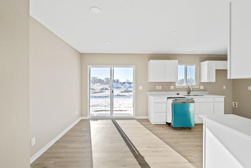 102 E Sycamore Street