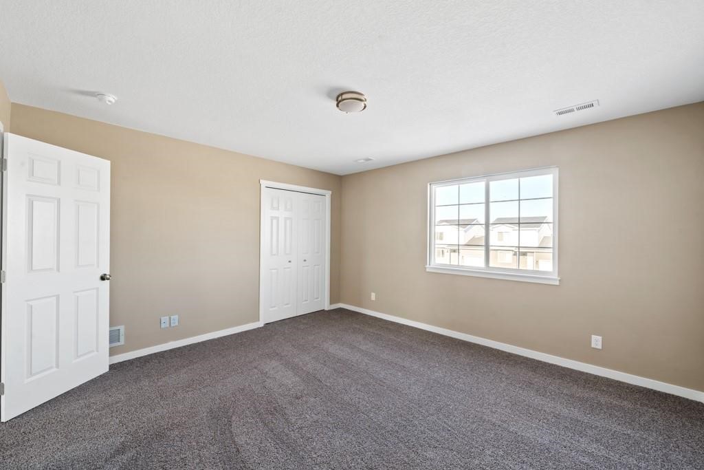 104 E Sycamore Street