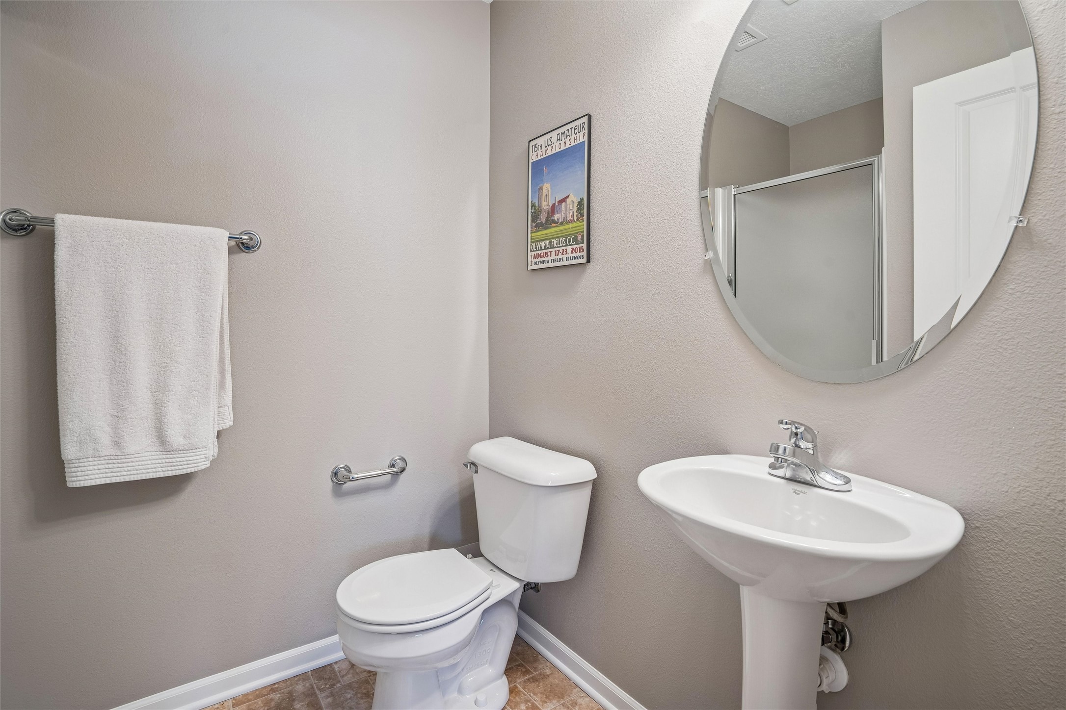 6883 Jack London Drive