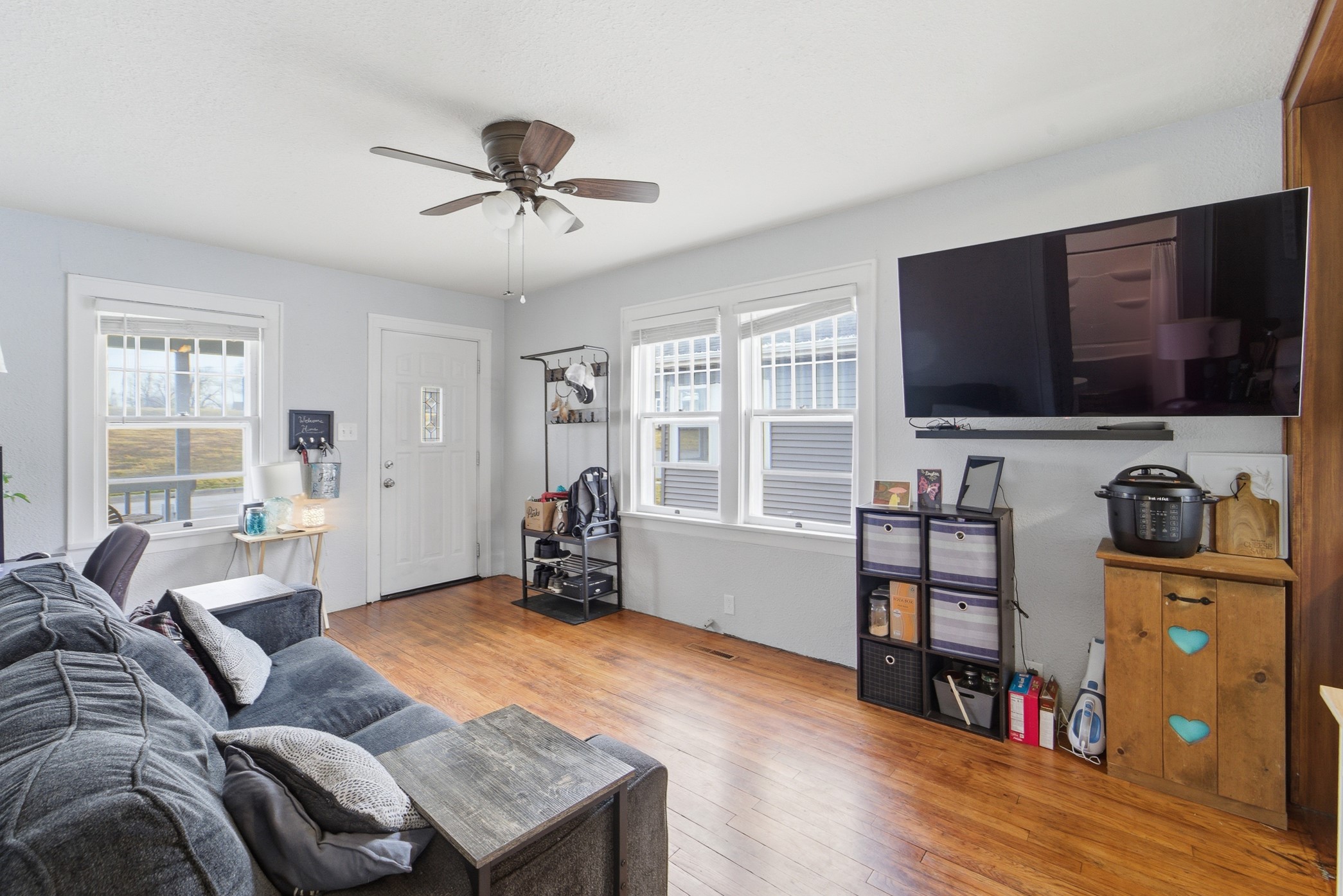 230 E 12th Street N