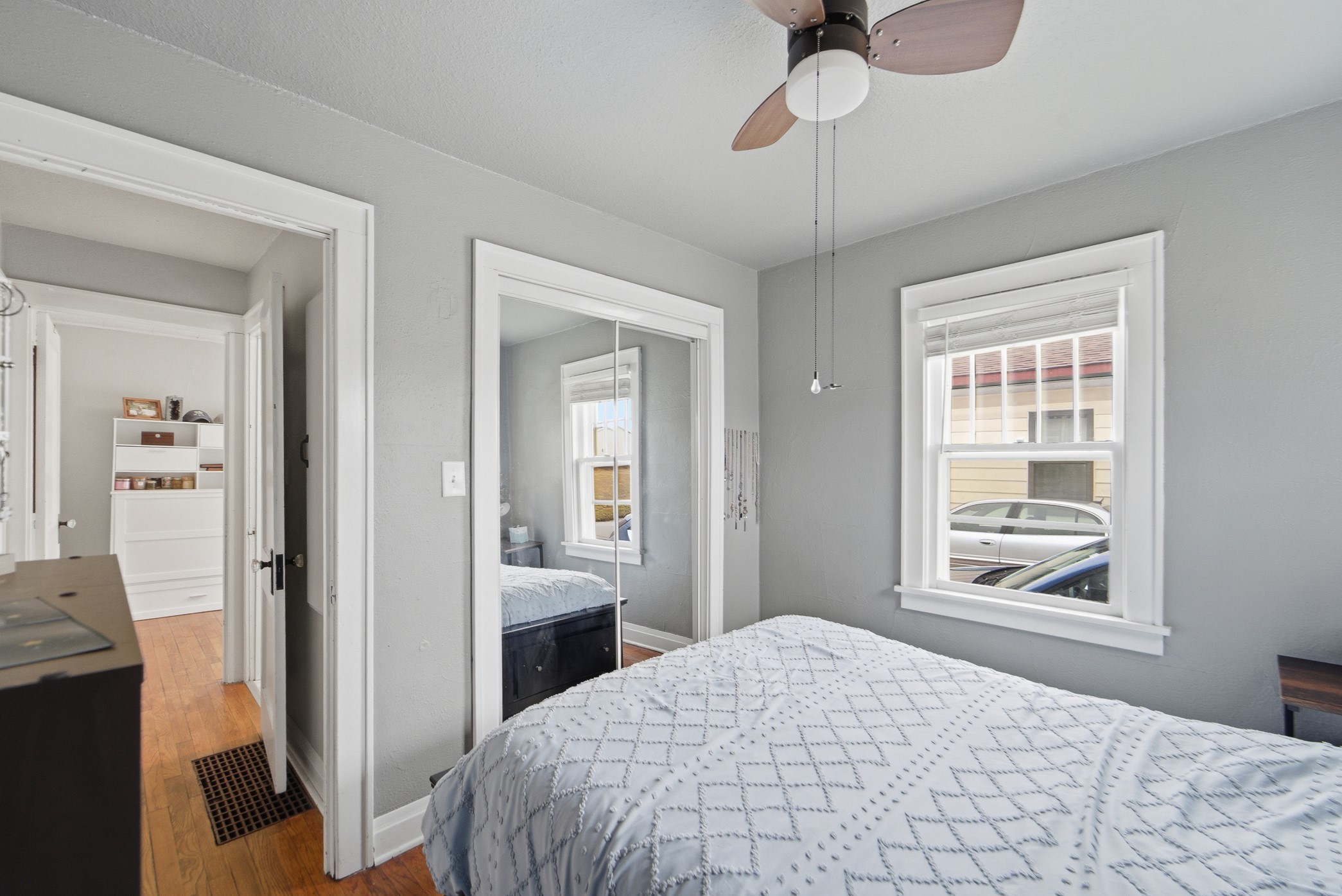 230 E 12th Street N