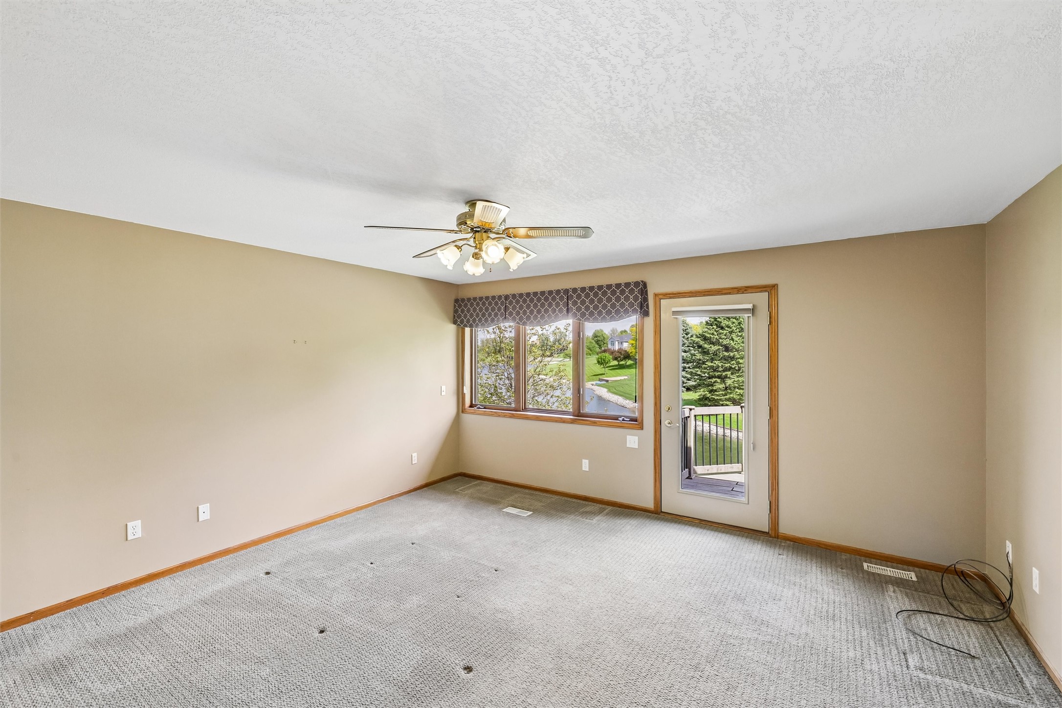 510 SE Southfork Drive