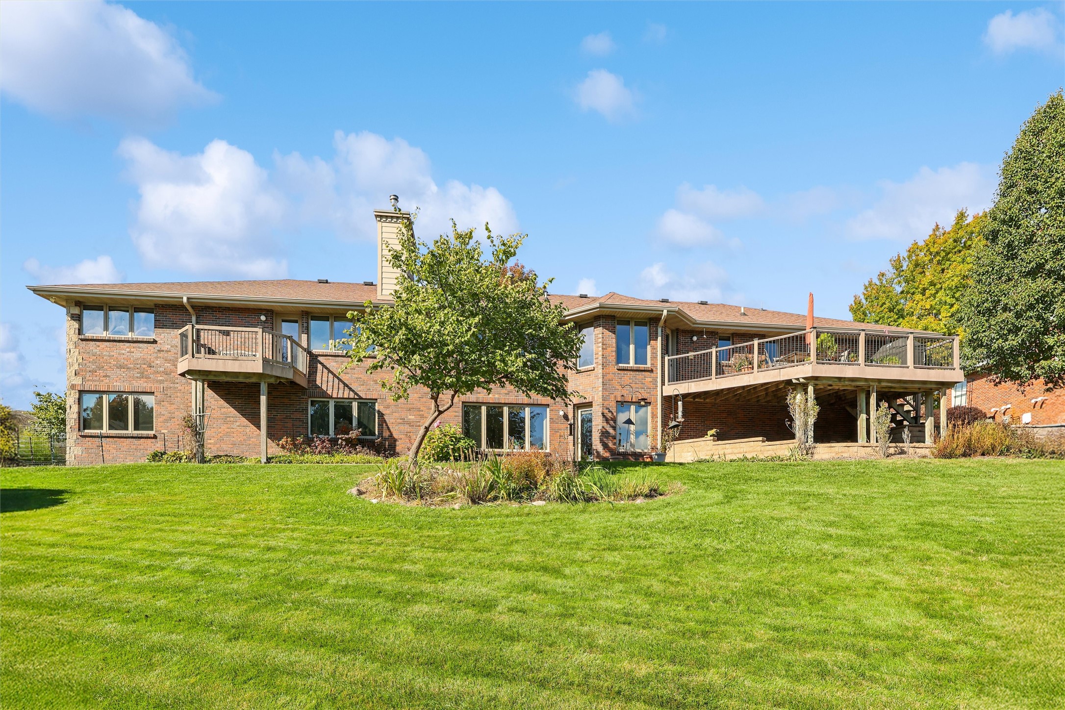 510 SE Southfork Drive