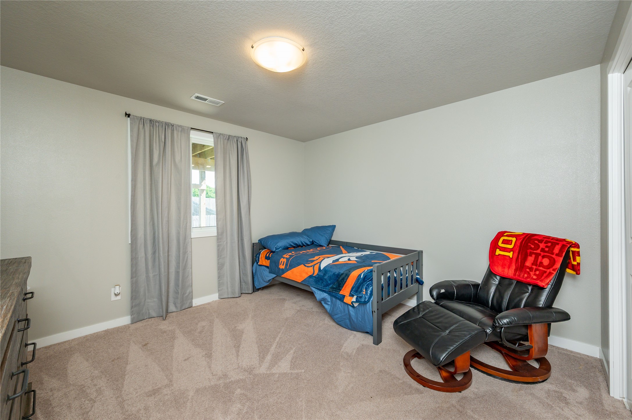 403 Lacy Circle NE
