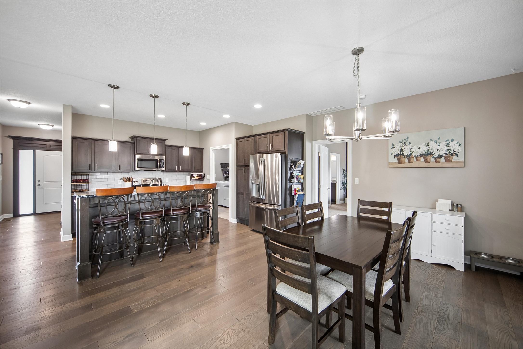 309 Summit Circle NW