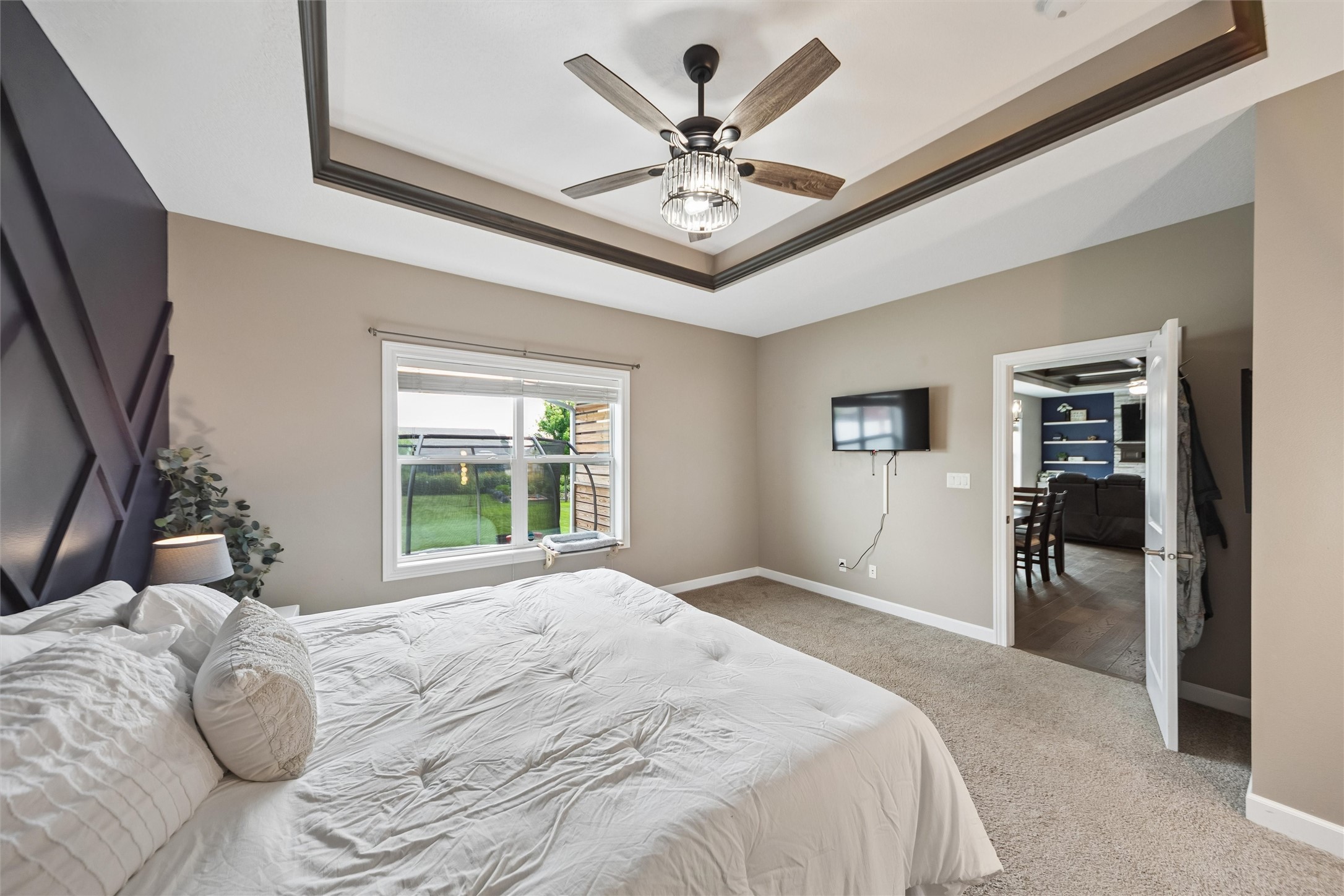 309 Summit Circle NW