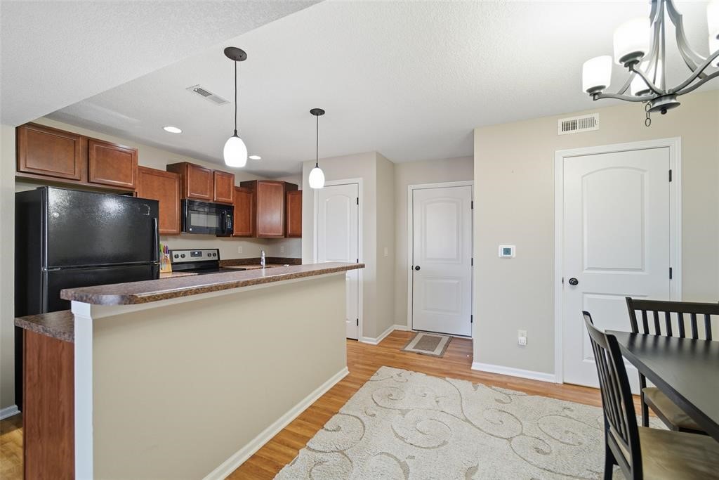 1401 N 6th Street 3