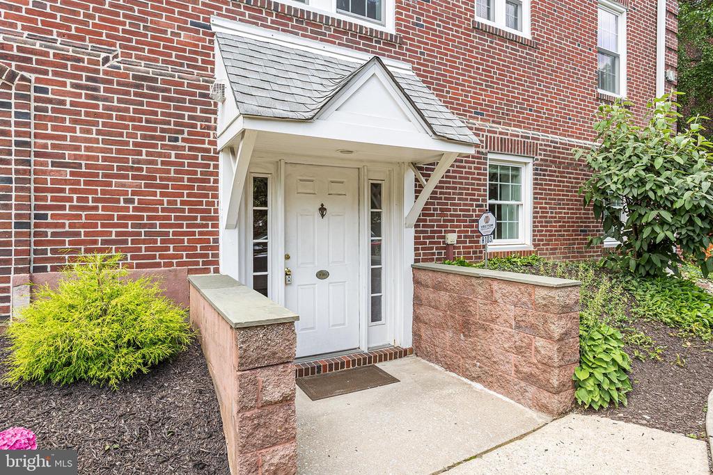 104 WOODSIDE ROAD A-103