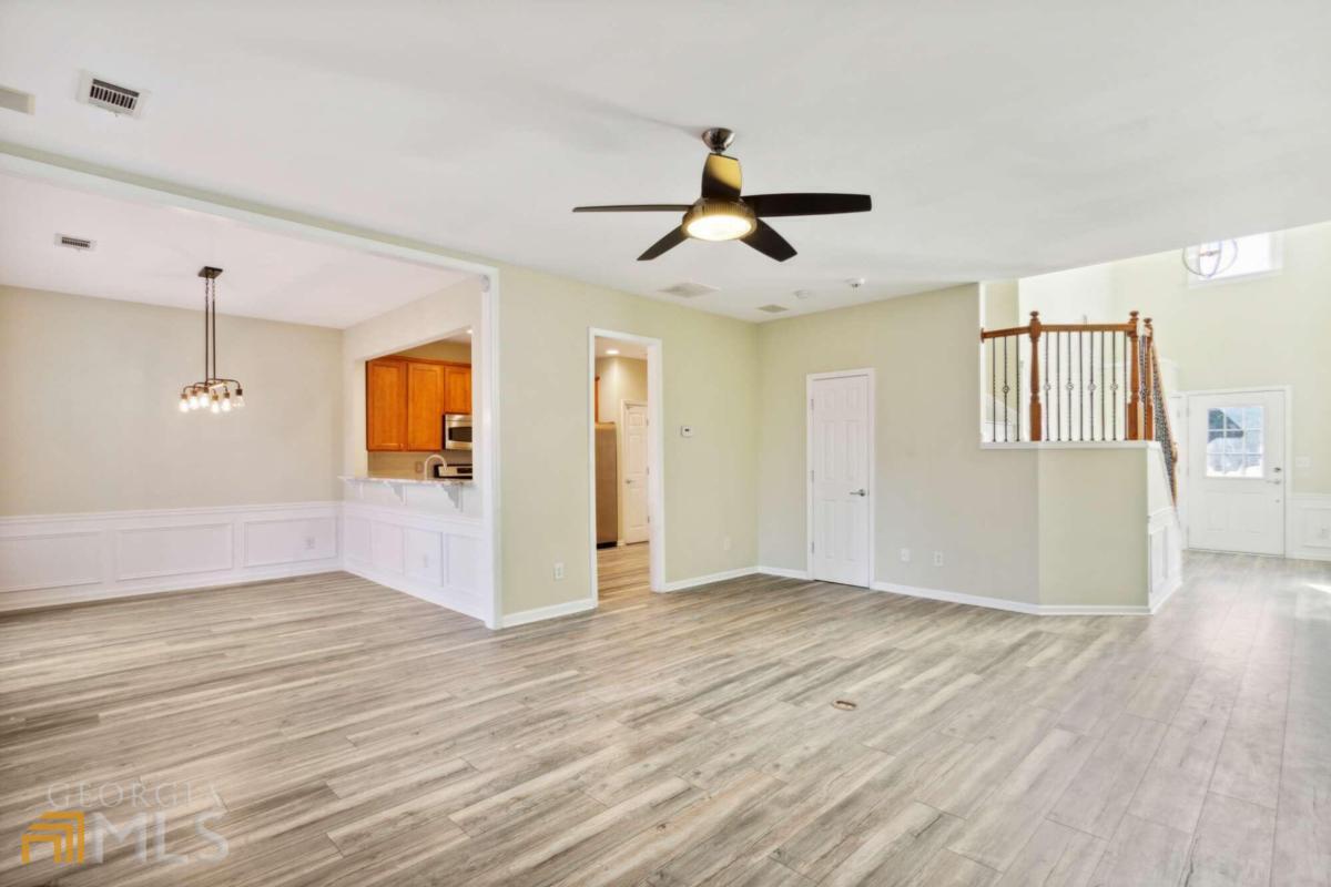 5800 Oakdale Road SE # 101