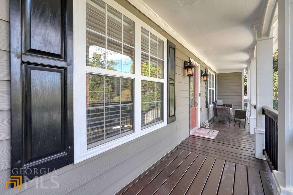 7370 Lanier Cove Court