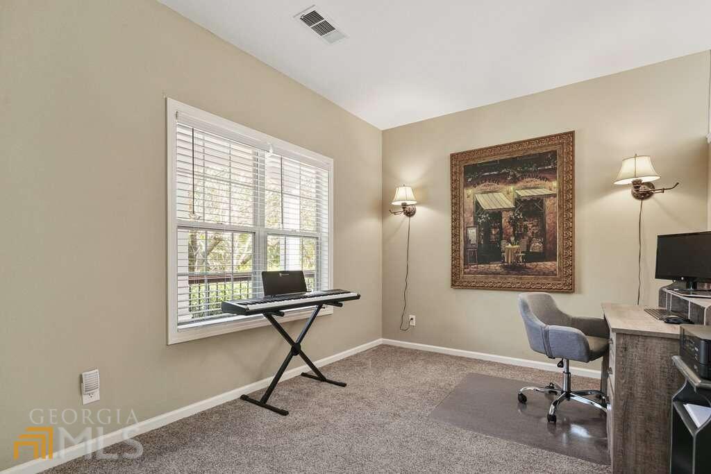 7370 Lanier Cove Court