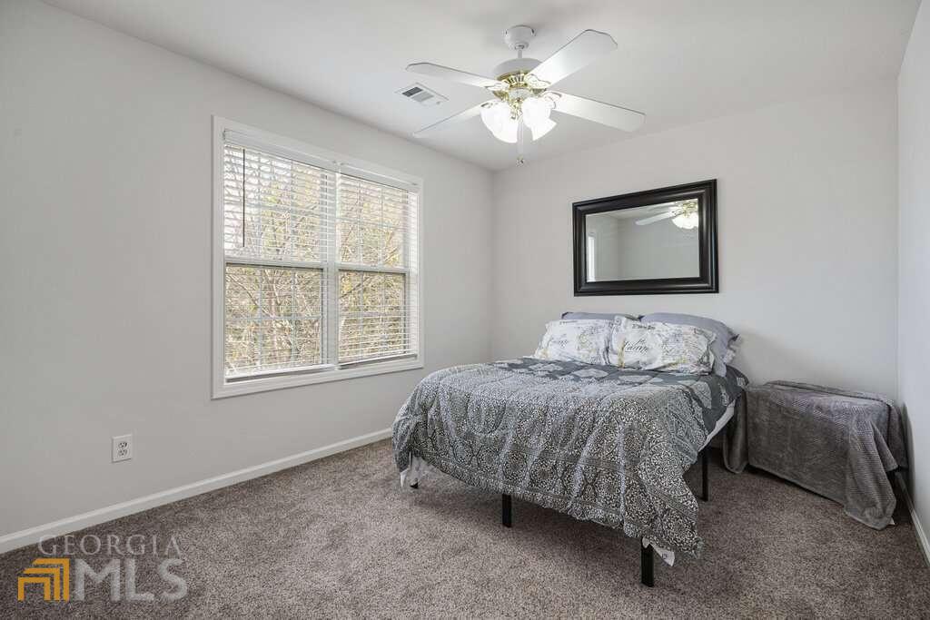 7370 Lanier Cove Court