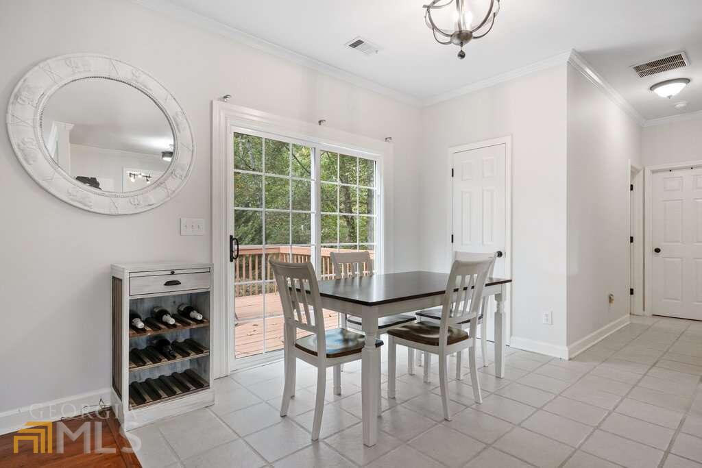 7370 Lanier Cove Court