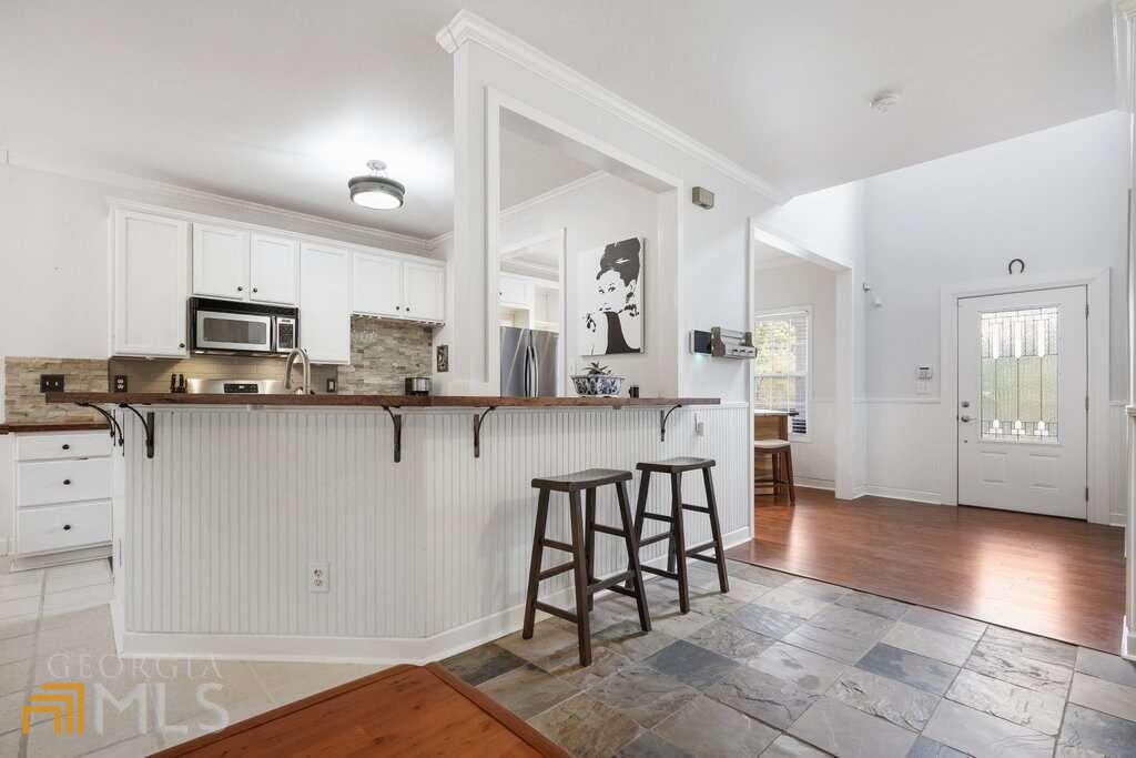 7370 Lanier Cove Court