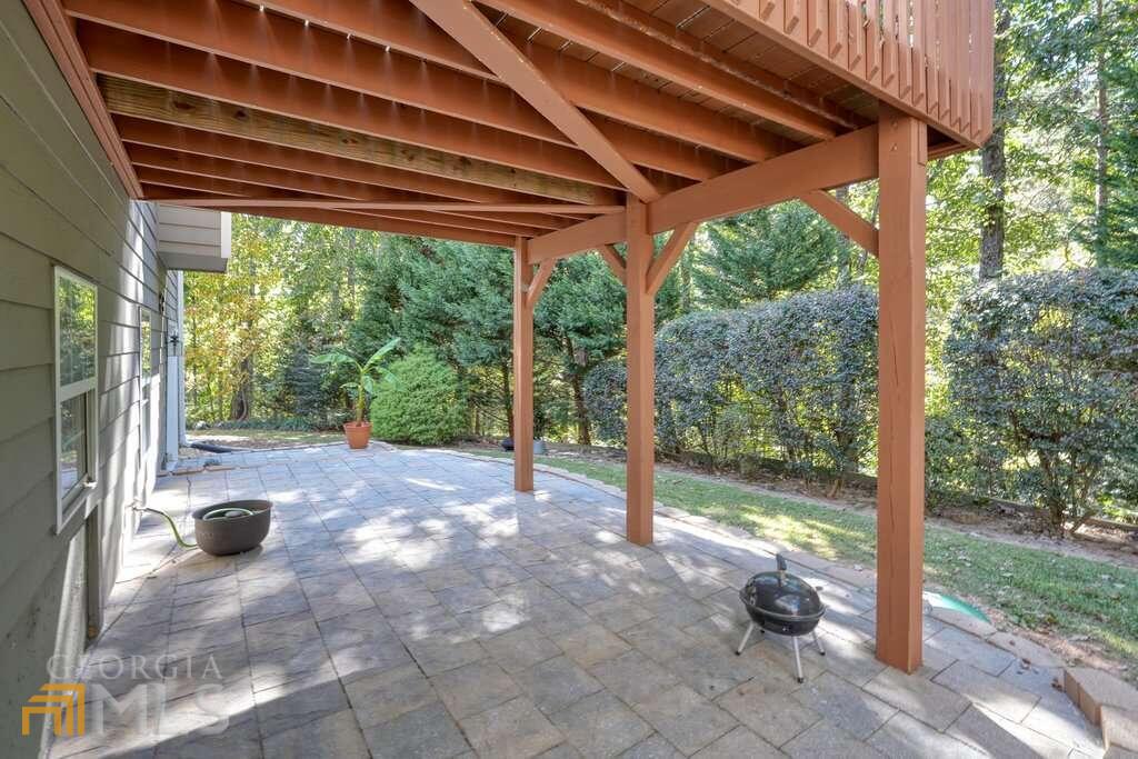 7370 Lanier Cove Court