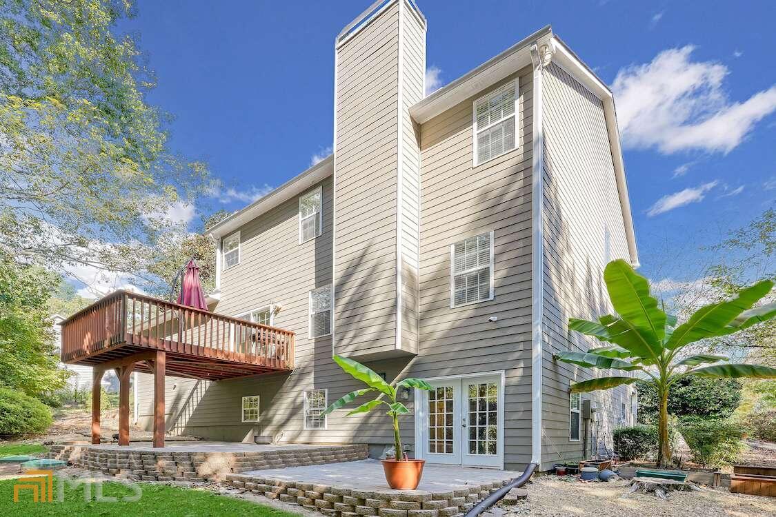 7370 Lanier Cove Court