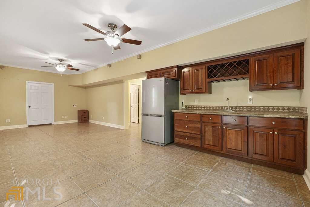 7370 Lanier Cove Court