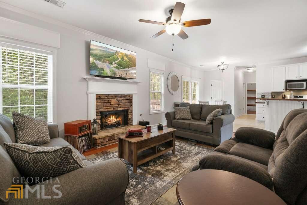 7370 Lanier Cove Court