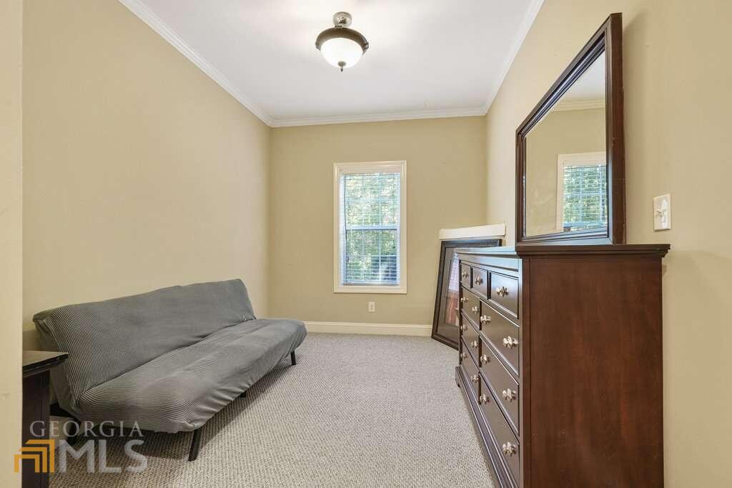 7370 Lanier Cove Court