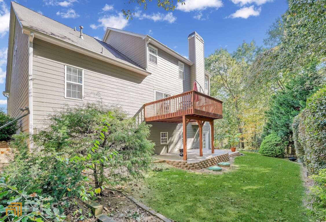 7370 Lanier Cove Court