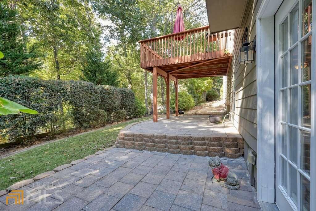 7370 Lanier Cove Court