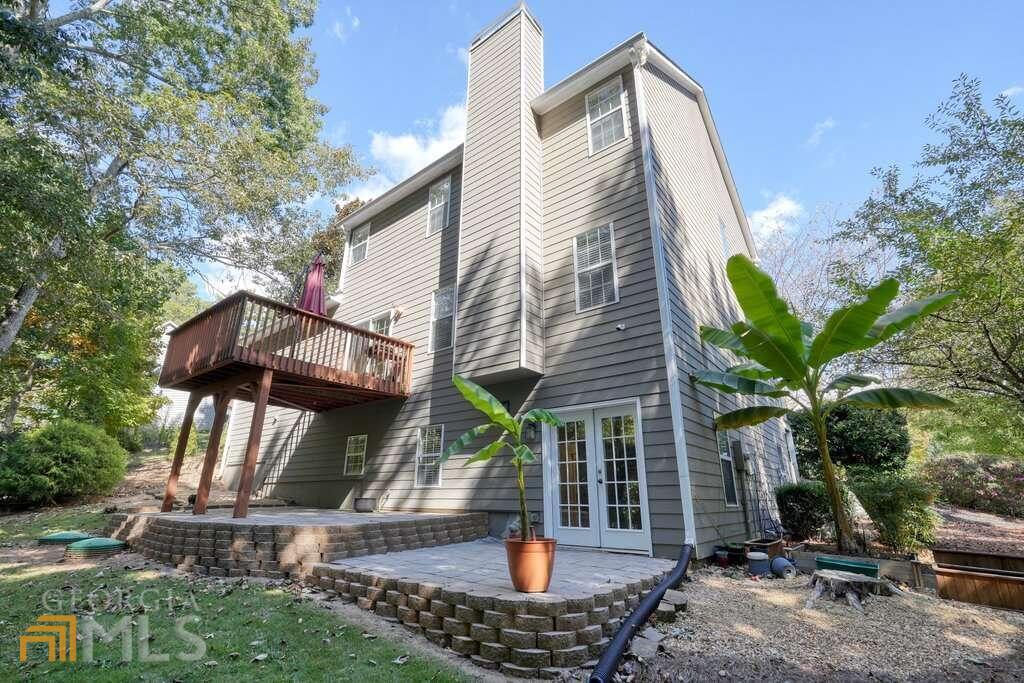 7370 Lanier Cove Court
