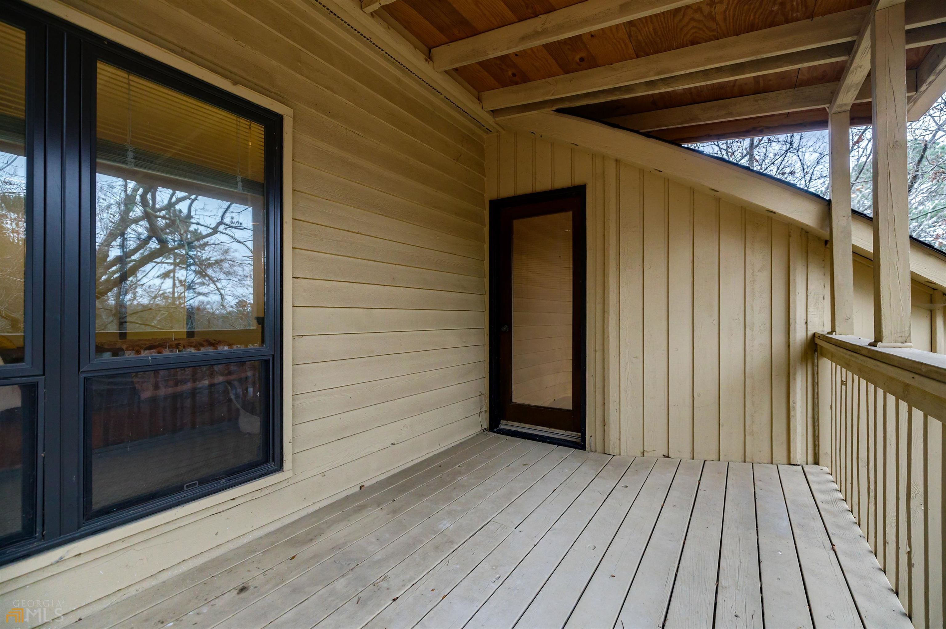 20 Fairway Ridge Drive