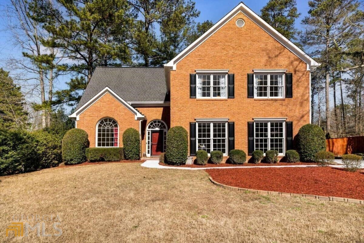 2403 Westport Circle SW