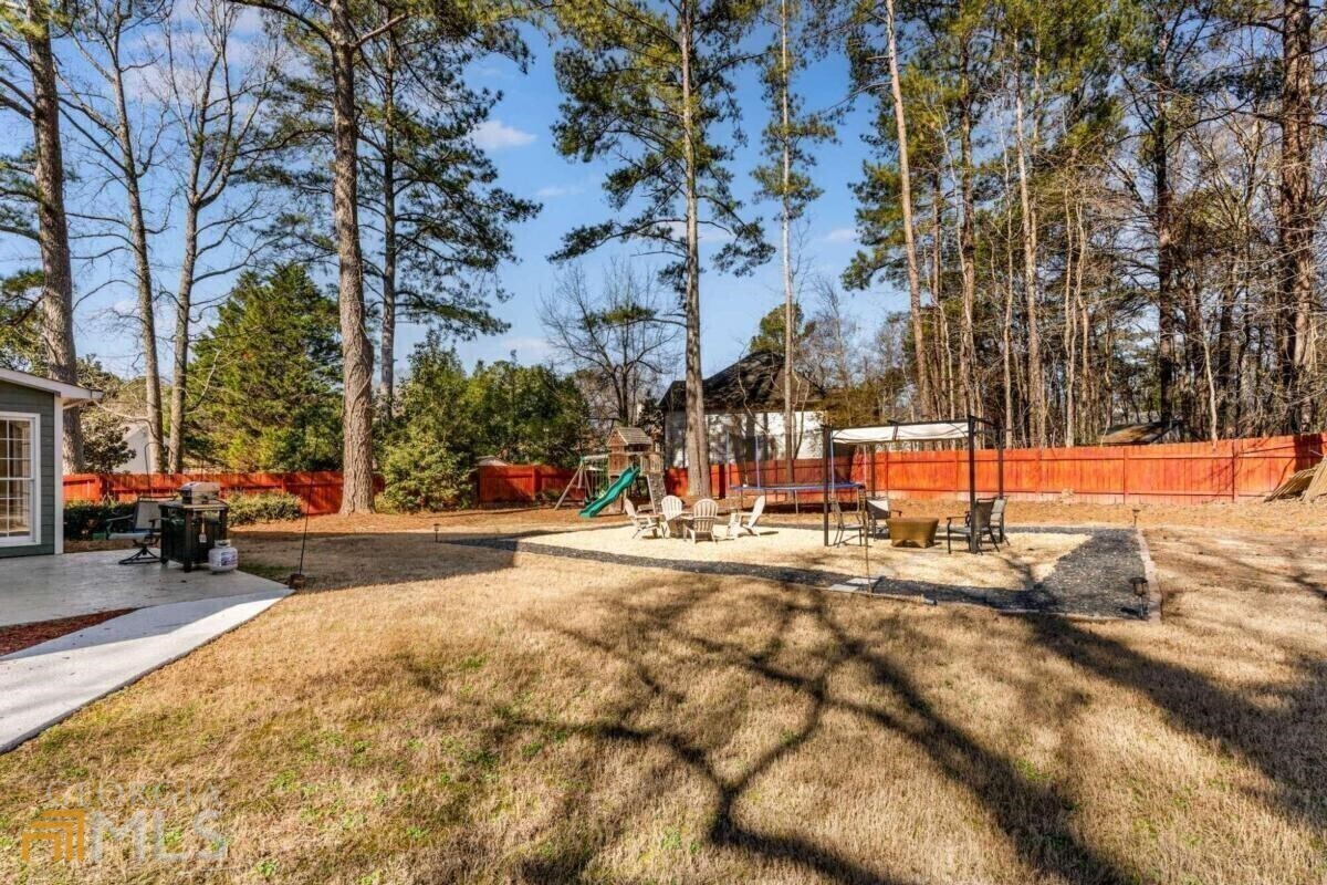 2403 Westport Circle SW