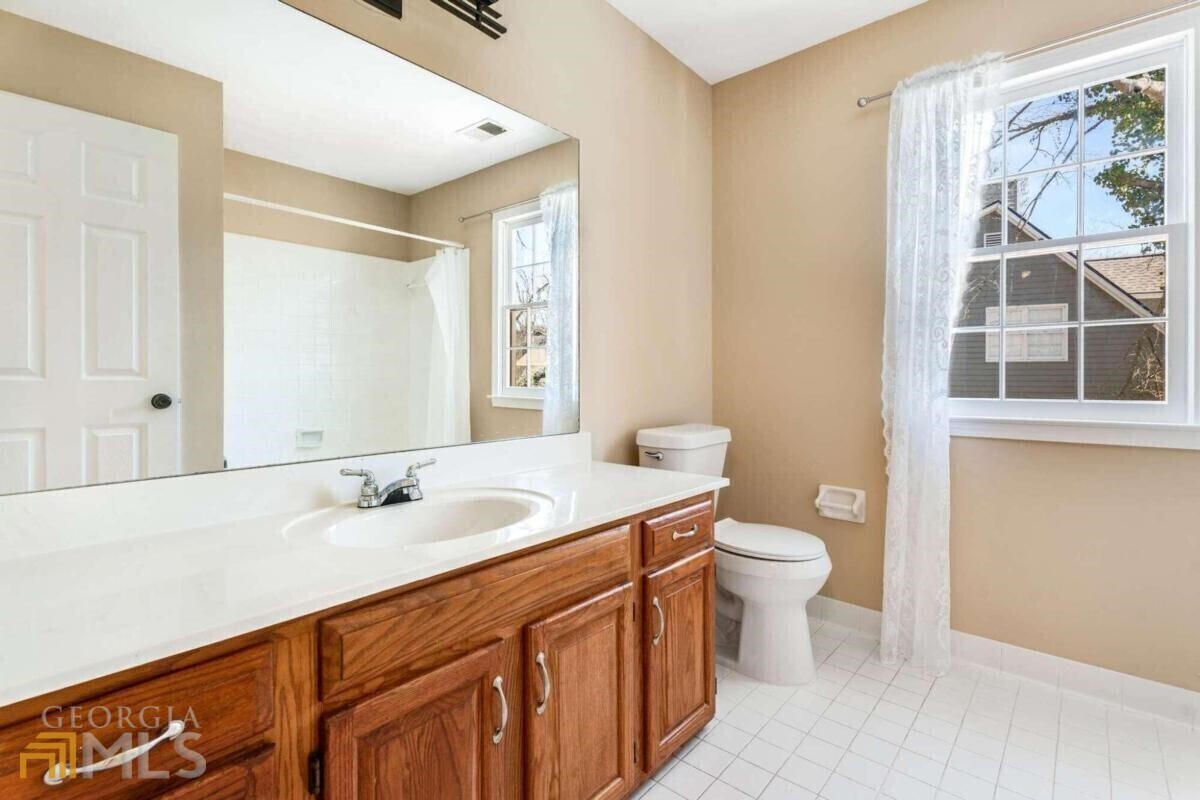 2403 Westport Circle SW