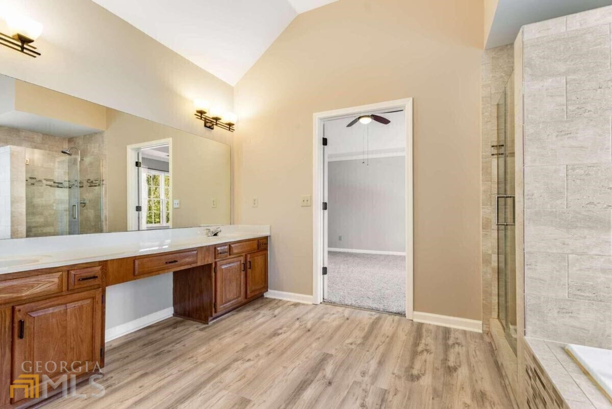 2403 Westport Circle SW