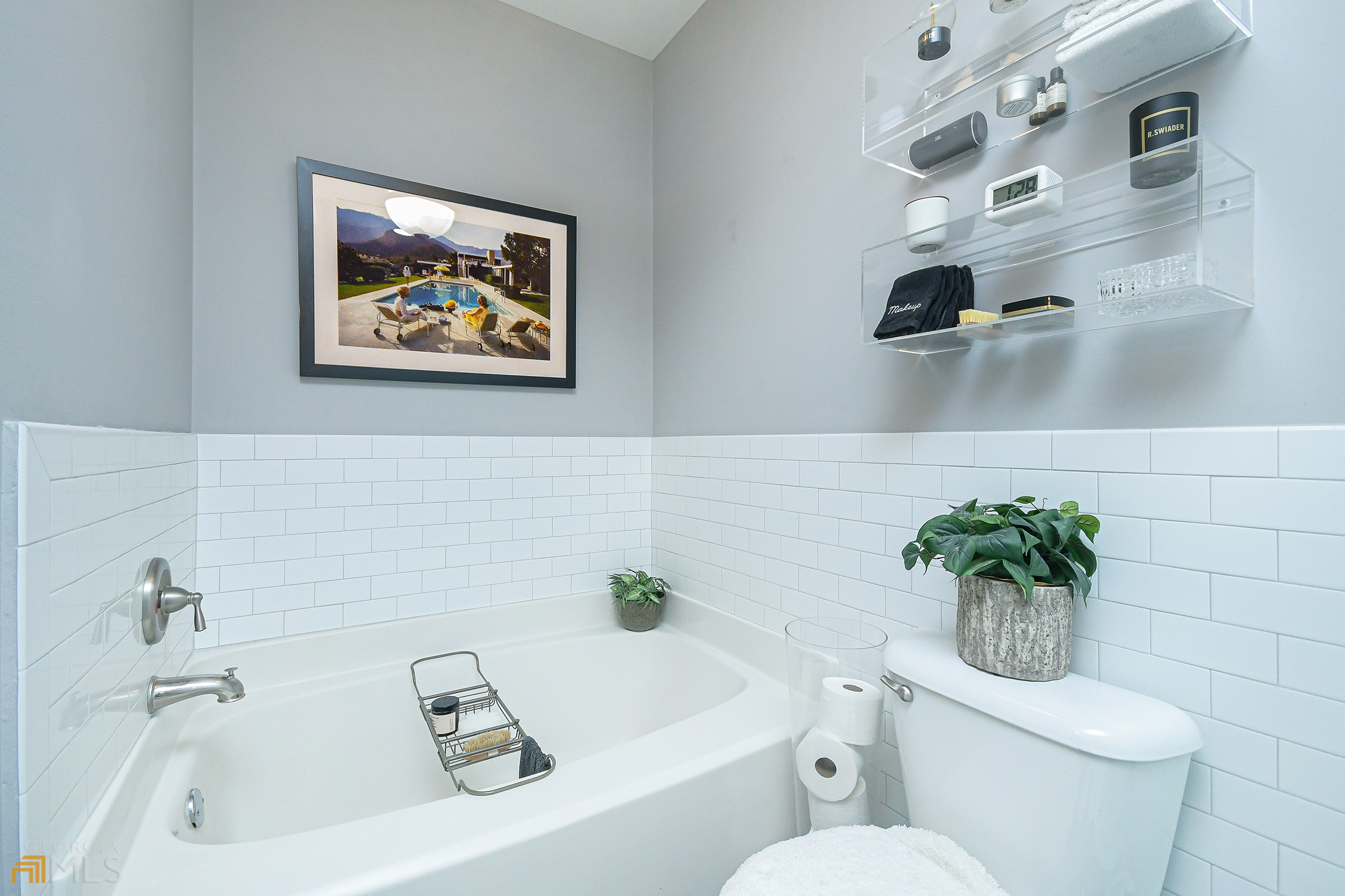 375 Highland Avenue NE # 303