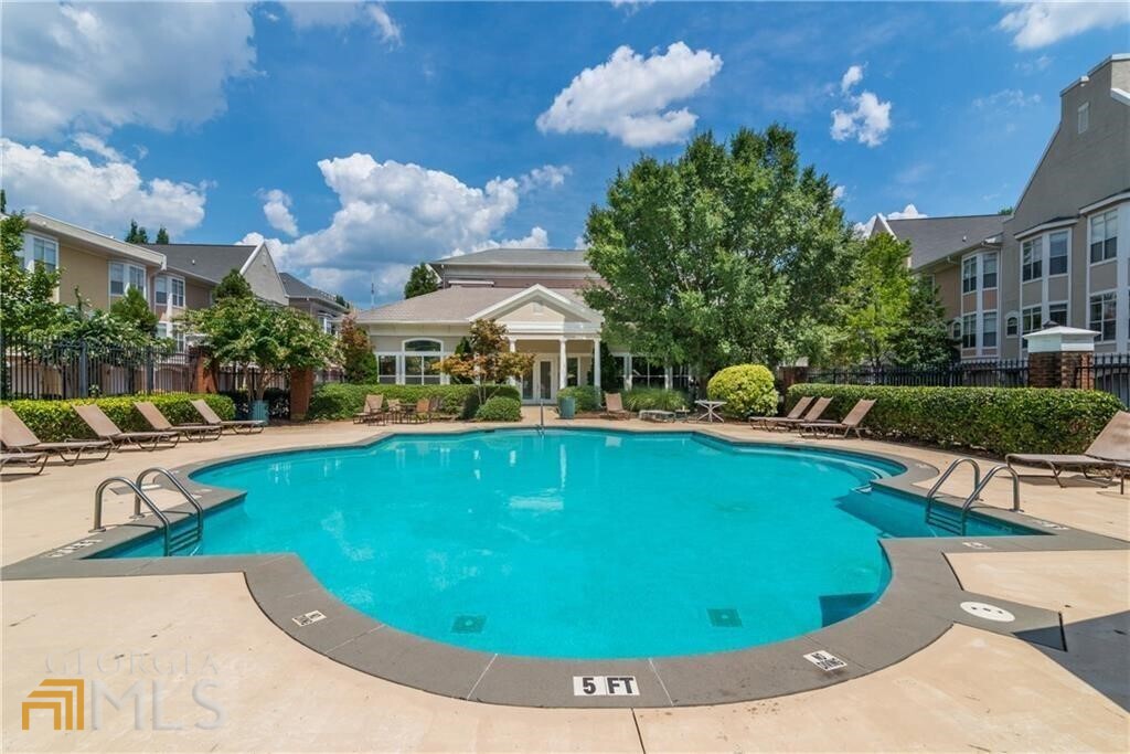 375 Highland Avenue NE # 303