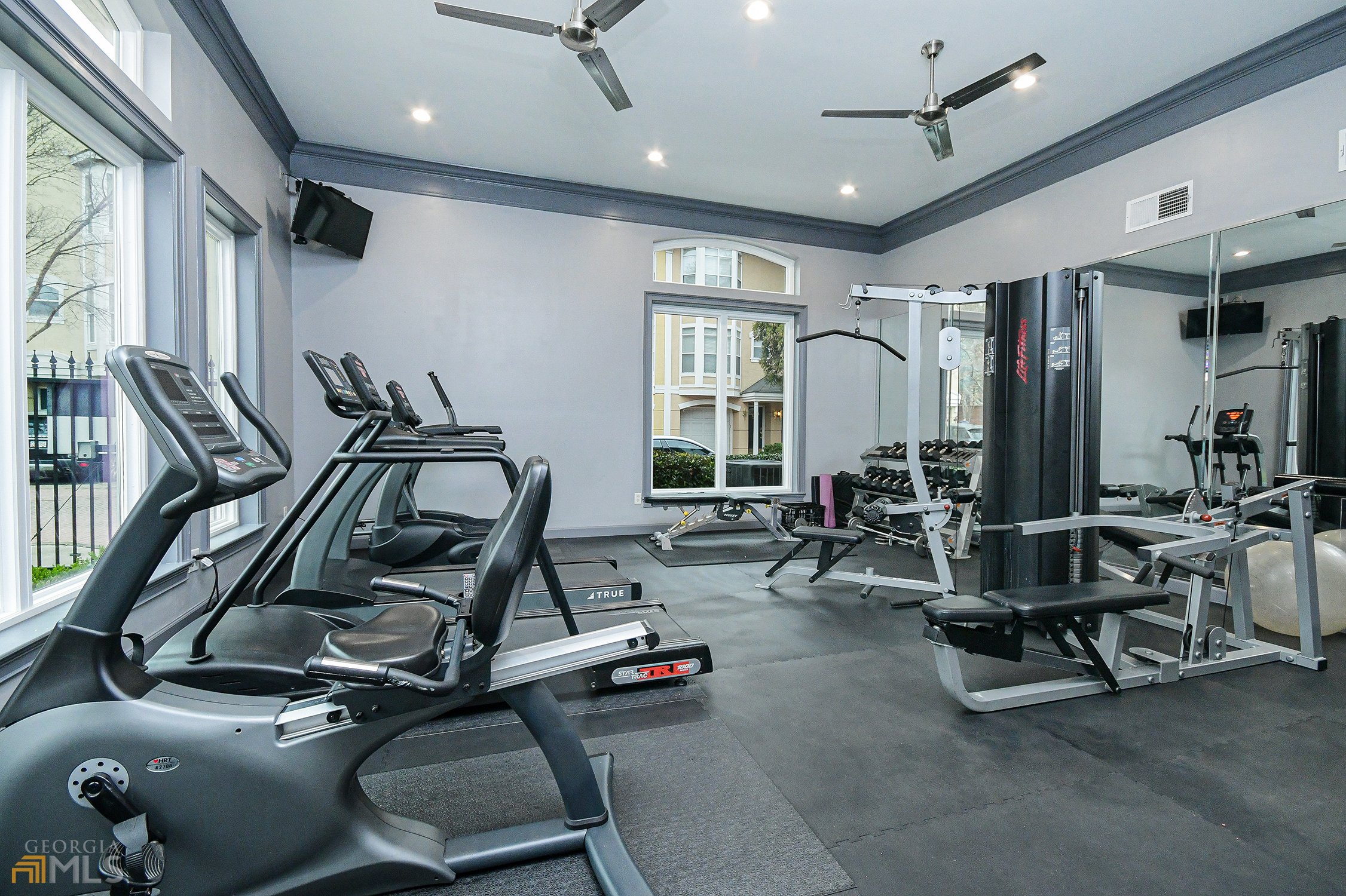 375 Highland Avenue NE # 303
