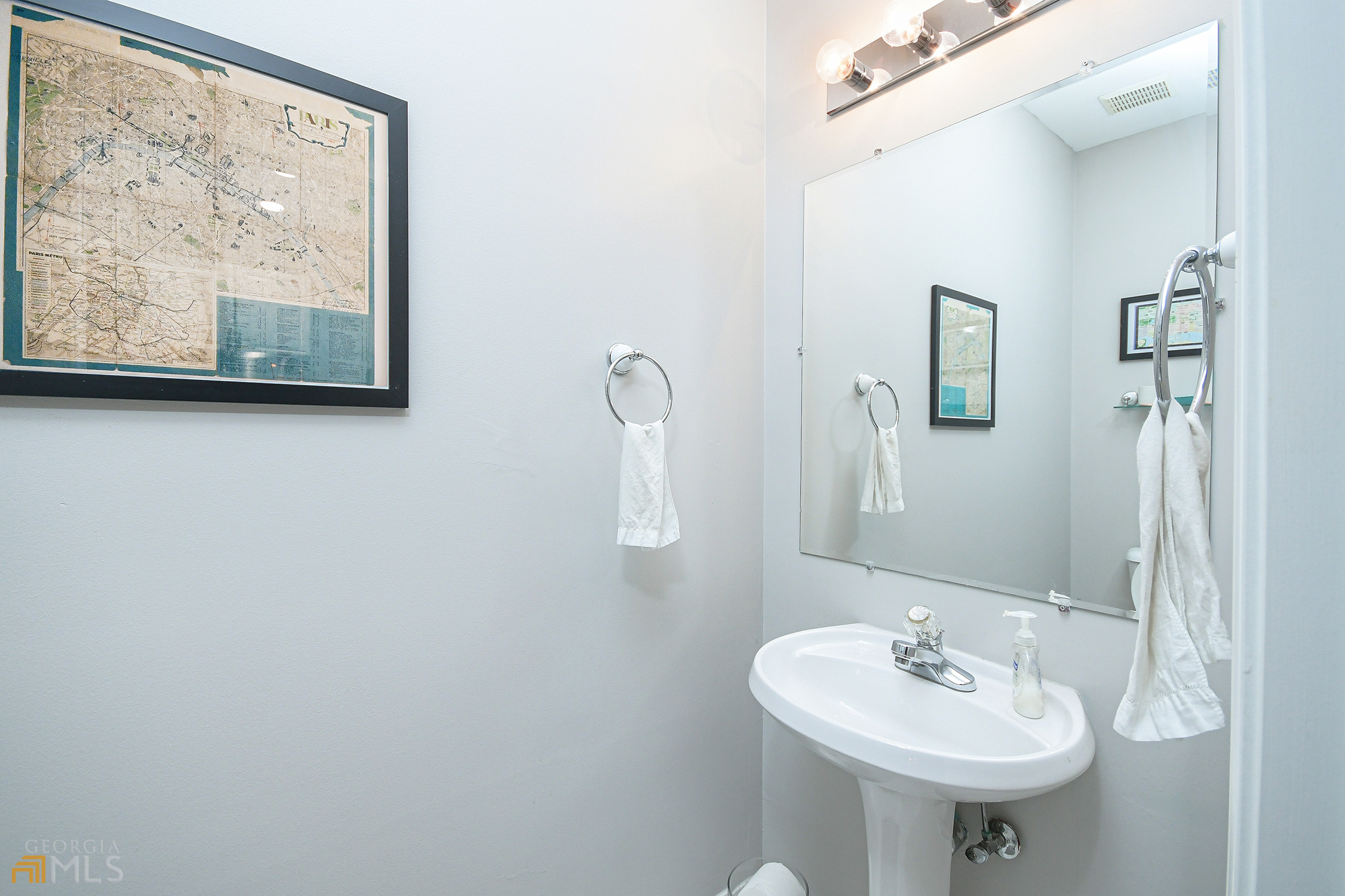 375 Highland Avenue NE # 303