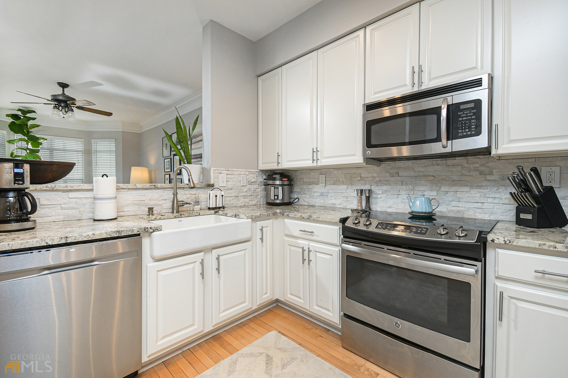 375 Highland Avenue NE # 303
