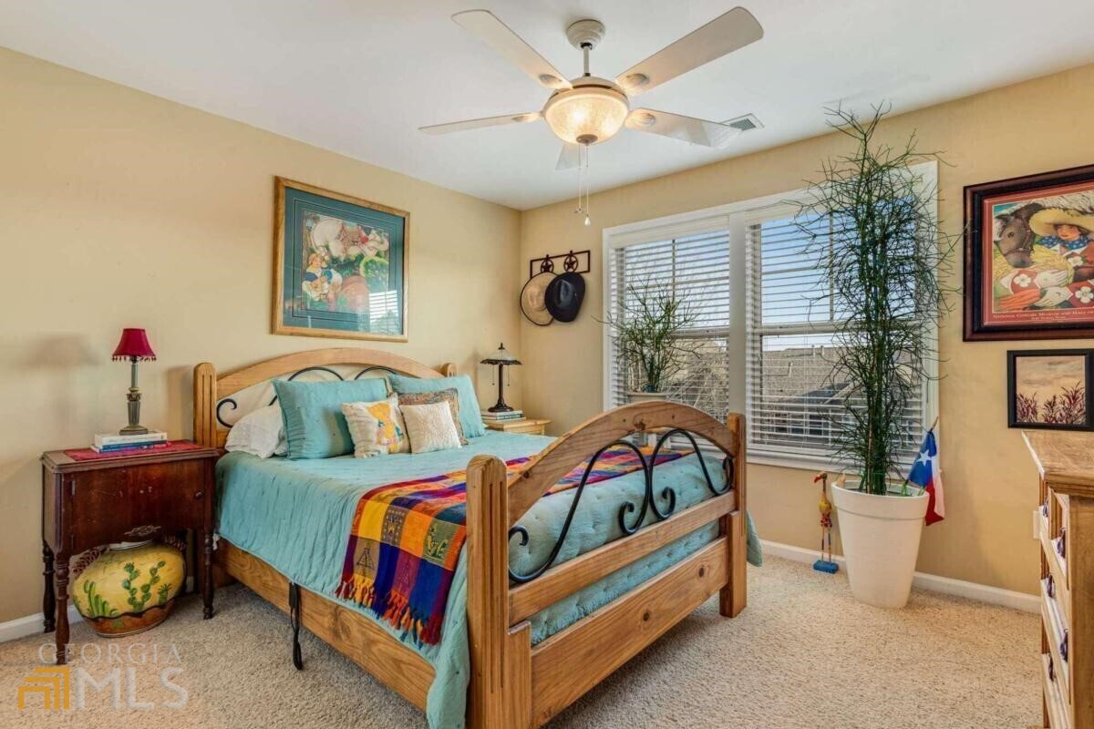 526 Village Arbor Park