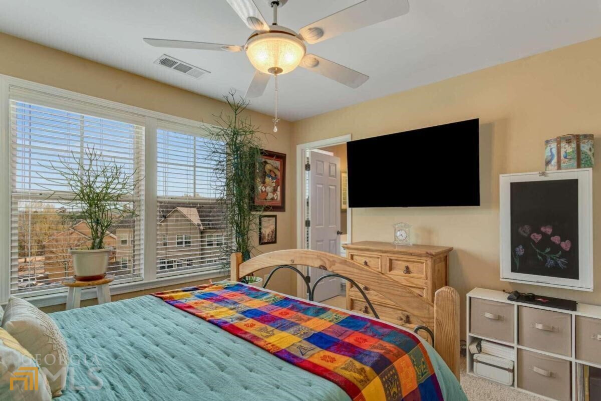 526 Village Arbor Park