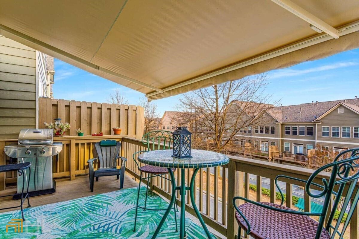 526 Village Arbor Park